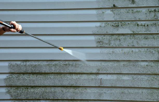 Best Roof Power Washing Services  in Evansville, WI